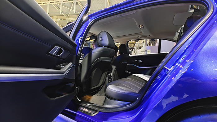 宝马10.jpg 宝马10.jpg