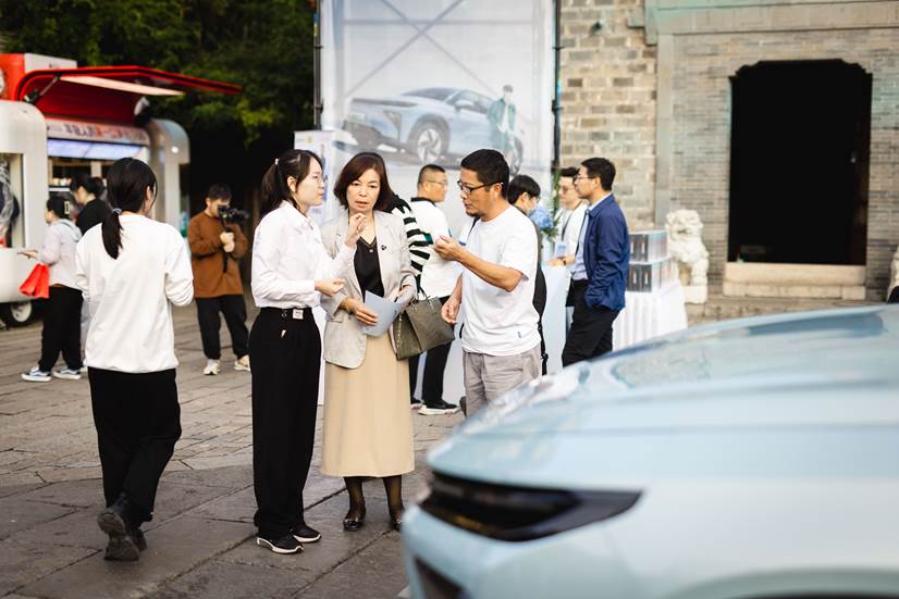 image002.jpg image002.jpg