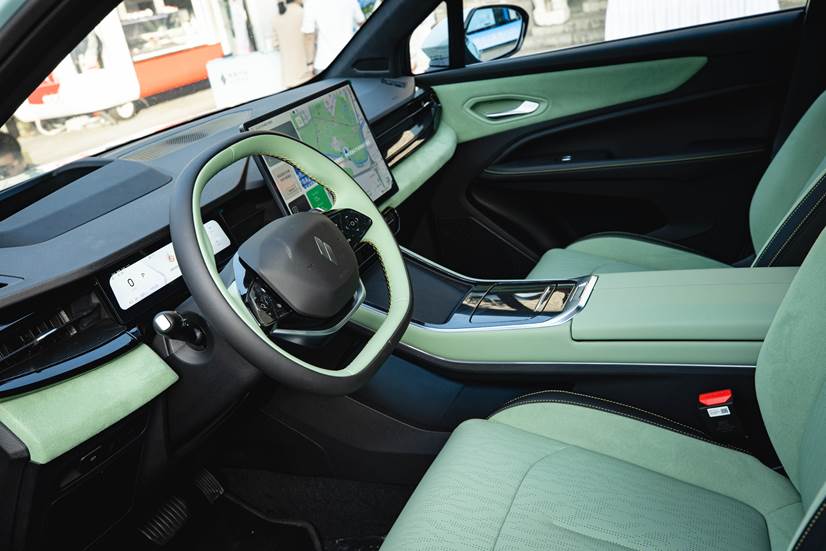 image028.jpg image028.jpg